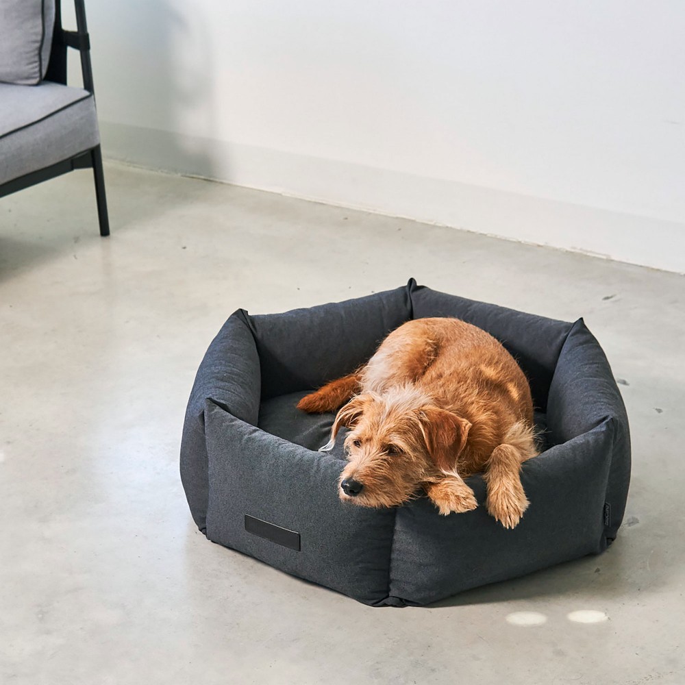 Lit chien luxe hexagonal en tissu anthracite, MiaCara Felice - Bagane